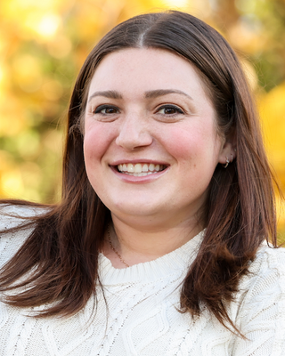 Photo of Lizzie Loring, Clinical Social Work/Therapist, LCSW