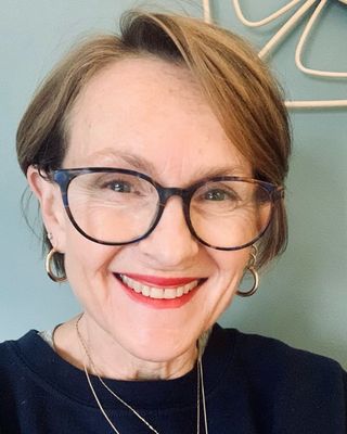 Photo of linda Johnston, Counsellor, MBACP