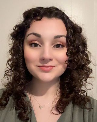 Photo of Yasmeen Duarte, Pre-Licensed Professional