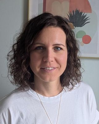Photo of Dominika Czerwinska, Registered Psychotherapist (Qualifying), MACP