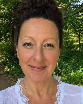 Photo of Tammy Dowling, Counsellor, MBACP