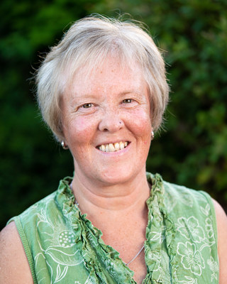 Photo of Tracey Burgess, Psychotherapist in Portsmouth, England