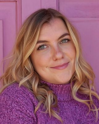 Photo of Shelley Bellemare, LMSW