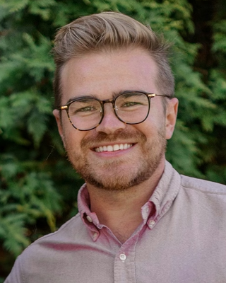 Photo of Corey Lozier, Marriage & Family Therapist, PMHNP
