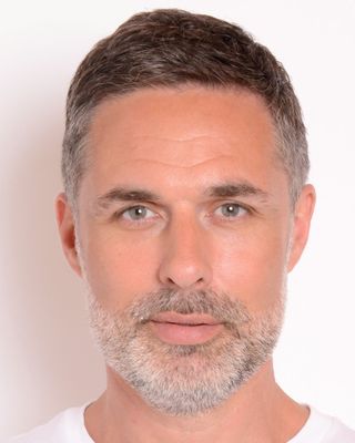 Photo of Simon Rutter, Psychotherapist, MSc, MBACP Accred