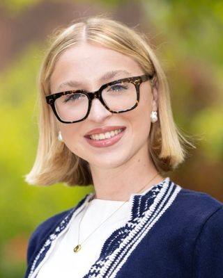 Photo of Sarah Barcelona, Marriage & Family Therapist Associate, ALMFT