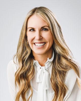 Photo of Jenny Pivonka, Psychiatric Nurse Practitioner, APRN-Rx, PMHNP