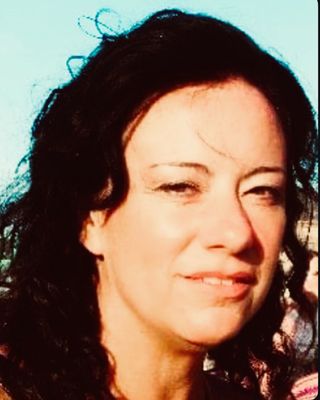 Photo of Emma Onesta Williams, Counsellor, MSc, MNCPS Acc.