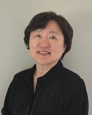 Photo of LeeAnne Hyeon-Joo Kim, Registered Psychotherapist, MDiv, RP