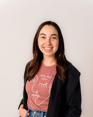 Photo of Clarise Ballesteros, Clinical Social Work/Therapist, MSW, LCSW