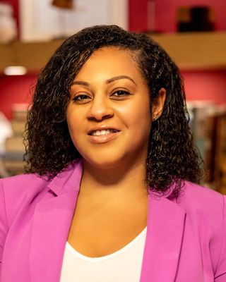 Photo of Shayla Gray, Marriage & Family Therapist, LCMFT, LMFT