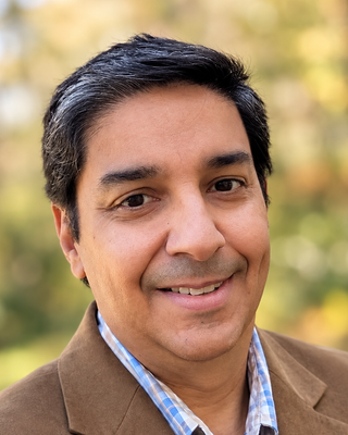 Photo of Pablo Javier Averza, Licensed Clinical Mental Health Counselor, MA, LPC, LCMHC