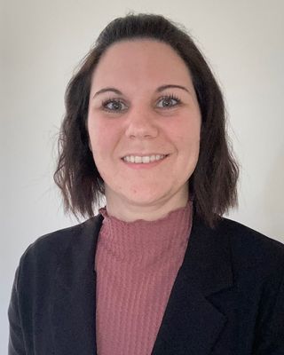 Photo of Alicia Doyle, Pre-Licensed Professional, BScN, CPMHNC