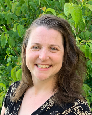 Photo of Beth Garreau, Clinical Social Work/Therapist, LICSW