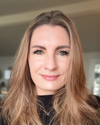 Photo of Stephanie Tichelaar, Counselor, LMHC