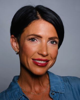 Photo of Indi Kovacevic, Psychotherapist, ACA-L2