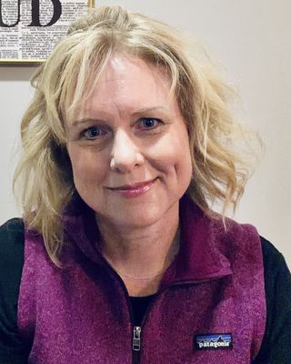 Photo of Carol Moddelmog, Marriage & Family Therapist, MS, LCMFT