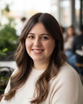 Photo of Arvely Lopez, Marriage & Family Therapist, LMFT
