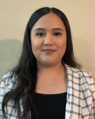 Photo of Evelin Saldana Gama, Clinical Social Work/Therapist, LCSW