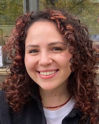 Photo of Jordyn Vaisenberg, Registered Social Worker