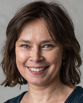 Photo of Minky van der Walt, Psychotherapist, PACFA