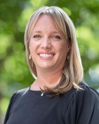 Photo of Lindsay Windels, Licensed Professional Counselor, MA, LPC, LAC