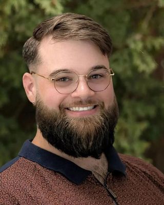 Photo of Nic Schluensen, Counselor, t-LMHC