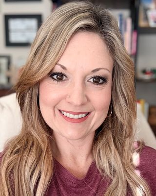 Photo of Stephanie Sanders, Marriage & Family Therapist, MA, LPCC, LMFT