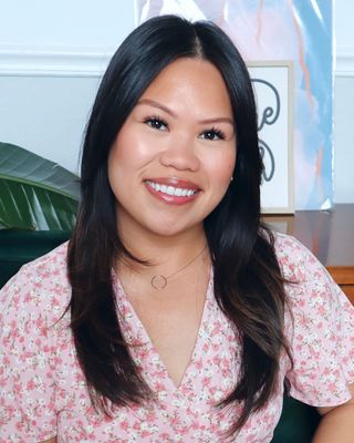 Photo of Elaine Cesar, Clinical Social Work/Therapist, LSW