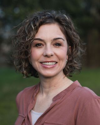 Photo of Sarah Crum, Clinical Social Work/Therapist, MSW, LCSW