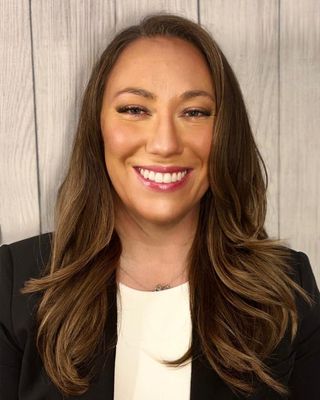 Photo of Ashley Bagg - Chronic Illness | Chronic Pain - Ashley Bagg, Registered Psychotherapist (Qualifying)