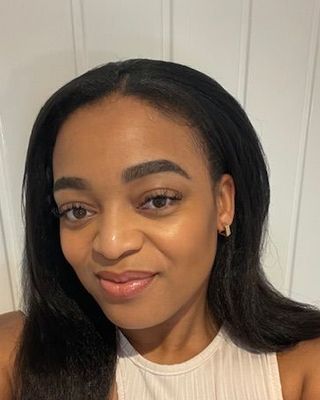 Photo of Sade Jones, Psychotherapist, MSc, MBABCP