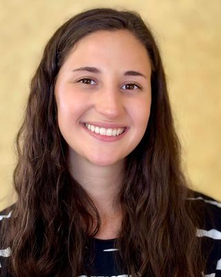 Photo of Lainie Weiss - Lainie Weiss: Teens, Adults, Breakup Recovery, 65+, Clinical Social Work/Therapist, LSW