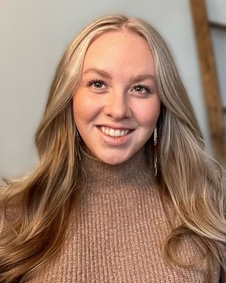 Photo of Lauren Fleischaker, Registered Social Worker, MSW, RSW