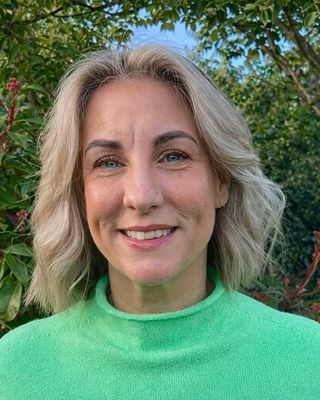 Photo of Lisa Darrington, Counsellor, MBACP