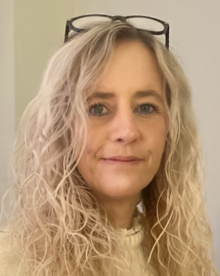 Photo of Kelly Kingston, Counsellor, MBACP Accred