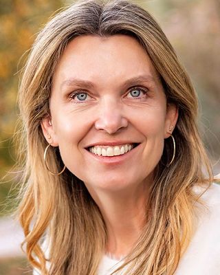 Photo of Lorena Arnold Brenner, Marriage & Family Therapist, MS, MFT, PsyD