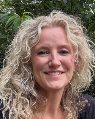 Photo of Pia Arrendell - Pia Arrendell, LMFT PC, Marriage & Family Therapist, MA, LMFT