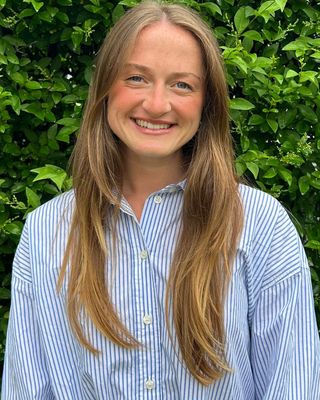 Photo of Sarah L Hazelton, MHC-LP