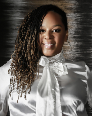 Photo of Dr. Trevaughn Davis-Neal, DSW, LCSW, Clinical Social Work/Therapist