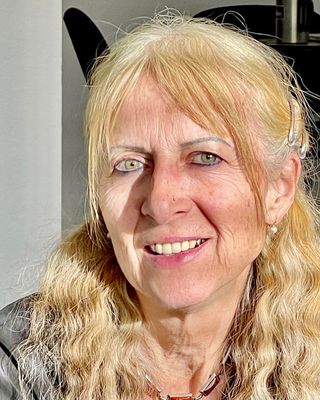 Photo of Luscha Weeks, Counselor, MA, LPCC