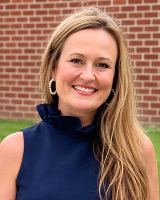 Photo of Wendy Ivey, Counselor, LCMHC, RPT, NCC