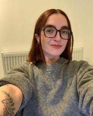 Photo of Hannah Pamplin, Counsellor, MSc, MBACP