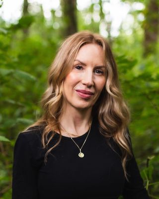 Photo of Claire Weiss, Counsellor, MA, RCC