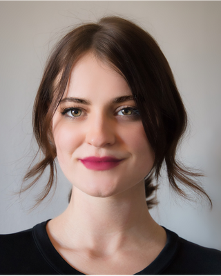 Photo of Alexa Torrington, Registered Psychotherapist (Qualifying), MACP-IP