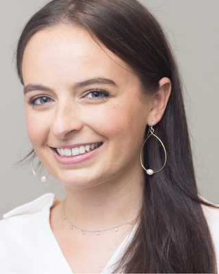 Photo of Emma Savely, Licensed Independent Clinical Social Worker, LICSW