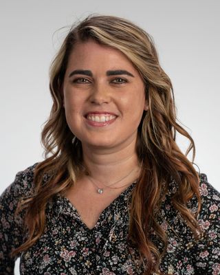 Photo of Lauren Muecke, LPCC, Licensed Professional Counselor