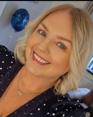 Photo of Lisa McKeown, Counsellor, PNCPS Acc.