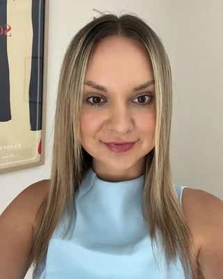 Photo of Ksenia Zinoviev, Psychologist, MPsych, PsyBA - Clin. Psych