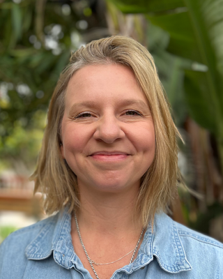 Photo of Lindsey Ferrante-Lacbain, Marriage & Family Therapist, LMFT